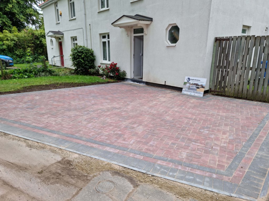 This is a newly installed block paved drive installed by Wisbech Driveways